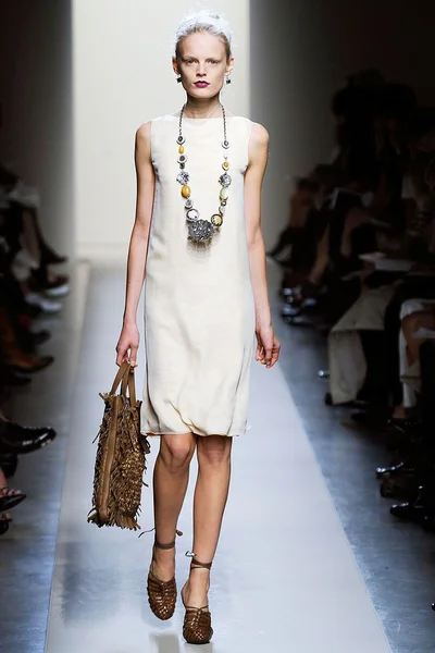 Look 34